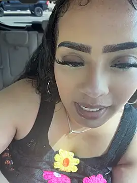 Snapshot of CarmelaAnthony chatting on April 22, 5:25 pm CarmelaAnthony online show from April 22, 5:25 pm