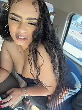 Snapshot of CarmelaAnthony chatting on April 23, 6:10 pm CarmelaAnthony online show from April 23, 6:10 pm