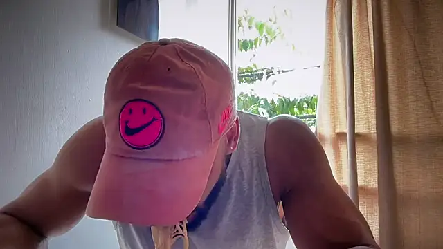 romeolovedark online show from July 3, 6:14 pm