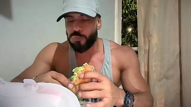 romeolovedark online show from July 8, 4:17 am