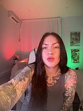 Snapshot of IvyHoney chatting on March 17, 6:40 am IvyHoney online show from March 17, 6:40 am