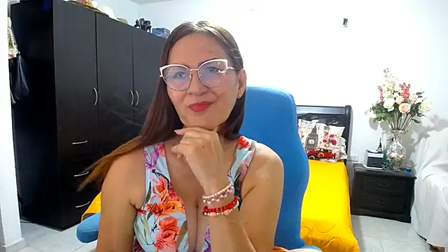 Xiimen online show from October 27, 5:17 pm