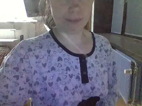 Moi Lina online show from December 3, 11:58 pm