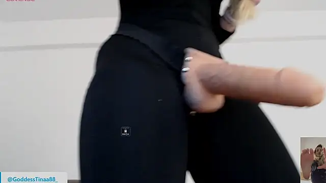 Goddess Tina online show from March 22, 11:57 am