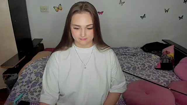 Snapshot of NataliEvans chatting on July 9, 8:24 pm NataliEvans online show from July 9, 8:24 pm