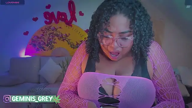 420Geminis online show from May 3, 4:07 am