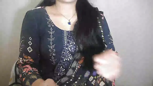 Chanchal--Navya online show from December 17, 1:27 pm