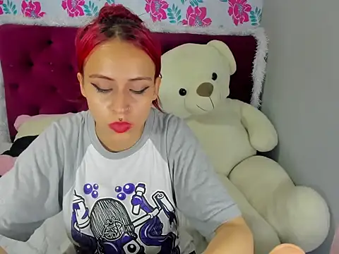 GiannaGoddes online show from December 7, 10:23 am