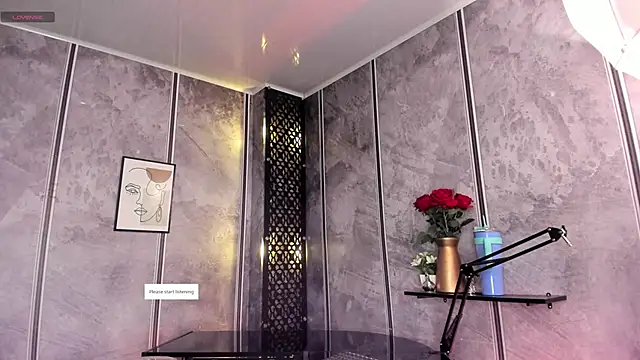 Amaraa Lewis online show from January 18, 12:15 pm