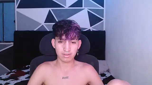 littlextreme online show from December 21, 6:09 am