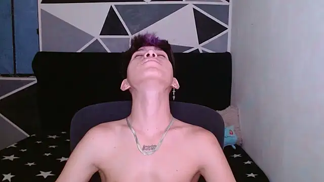 littlextreme online show from December 28, 4:08 am