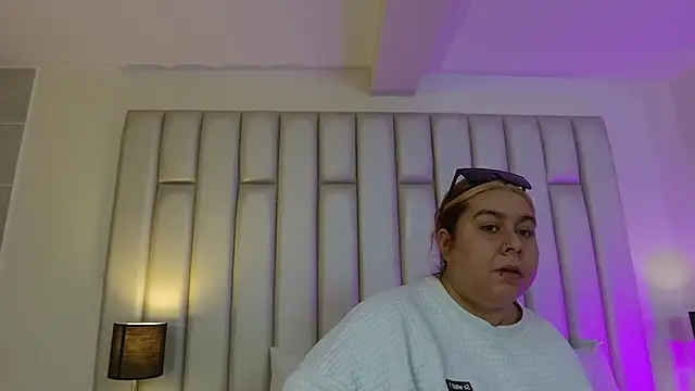 Snapshot of aandreaperez chatting on January 13, 1:05 pm aandreaperez online show from January 13, 1:05 pm