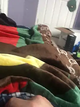 Snapshot of Hugetings chatting on February 5, 8:46 pm Hugetings online show from February 5, 8:46 pm