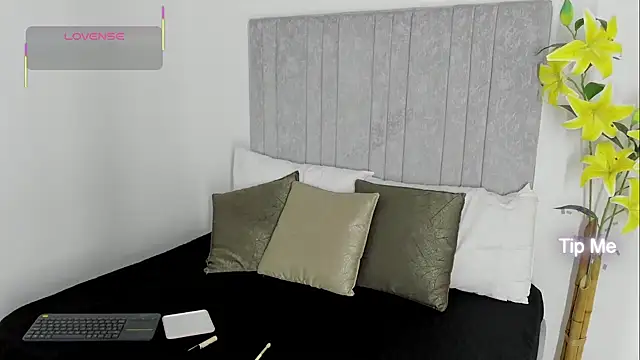 Snapshot of EmilySumer chatting on September 10, 5:46 pm EmilySumer online show from September 10, 5:46 pm