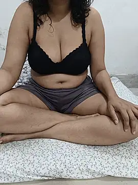 Rubyrosemumbai online show from July 4, 2:51 am