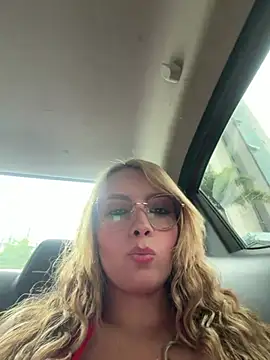 Snapshot of ValeriaHot69 chatting on February 23, 7:11 pm ValeriaHot69 online show from February 23, 7:11 pm