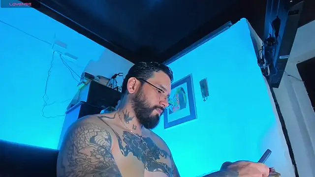 CamiloGray  online show from October 24, 2:24 pm