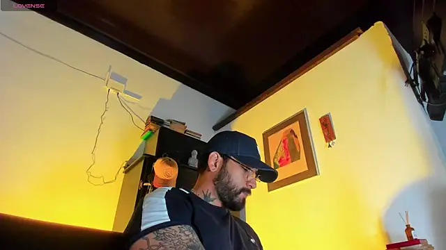 CamiloGray  online show from November 29, 12:52 pm