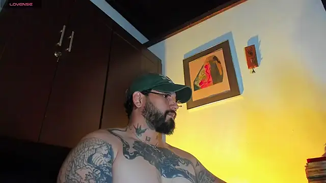 CamiloGray  online show from April 15, 3:19 pm