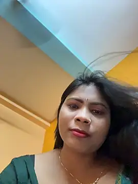 wow-wow-sexy online show from May 13, 6:05 pm