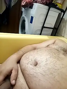 Snapshot of xanderr80_80 chatting on February 23, 3:18 pm xanderr80 80 online show from February 23, 3:18 pm