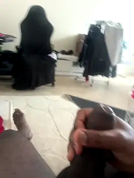 Snapshot of waakenda chatting on December 2, 11:04 am waakenda online show from December 2, 11:04 am