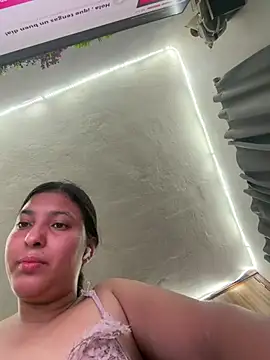 Snapshot of mariatudulceadiccion chatting on June 28, 12:49 am mariatudulceadiccion online show from June 28, 12:49 am