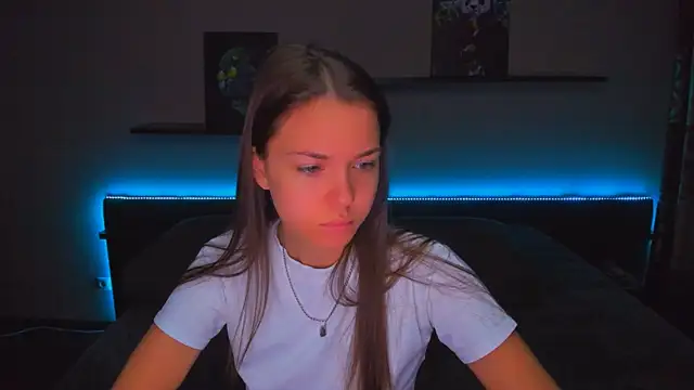 AlexaBarkley online show from October 24, 12:19 am