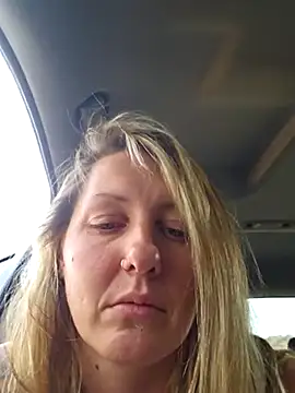 SheIsSomething online show from February 28, 11:01 pm