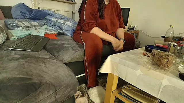 HotBiPaar online show from December 16, 12:48 am