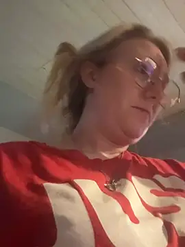 Snapshot of stormyybabe chatting on July 14, 6:13 pm stormyybabe online show from July 14, 6:13 pm