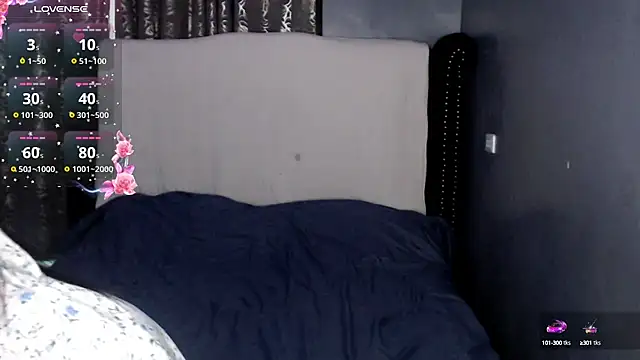 shecutie69 online show from October 13, 10:43 pm