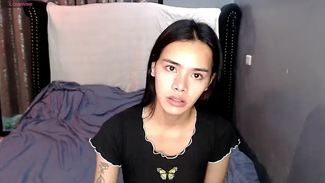 shecutie69 online show from October 14, 9:48 pm