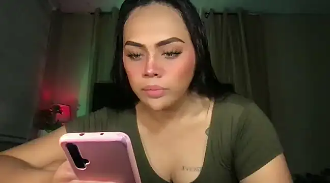 Snapshot of _MissKhimberlyXxx_ chatting on January 2, 7:23 am MissKhimberlyXxx online show from January 2, 7:23 am