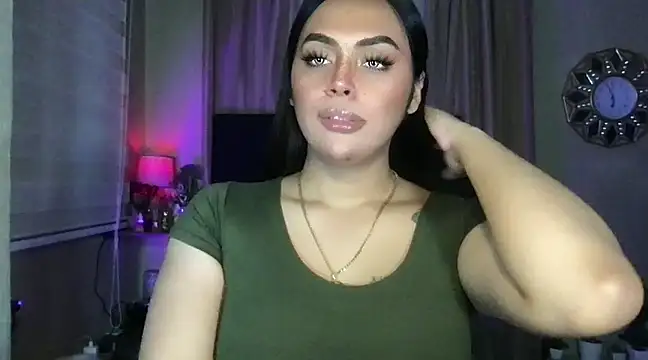 Snapshot of _MissKhimberlyXxx_ chatting on January 27, 10:49 am MissKhimberlyXxx online show from January 27, 10:49 am