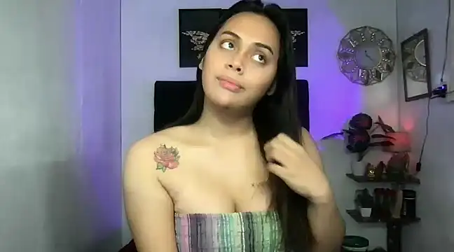 Snapshot of _MissKhimberlyXxx_ chatting on February 5, 3:20 pm MissKhimberlyXxx online show from February 5, 3:20 pm