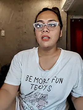  MissKhimberlyXxx  online show from April 2, 8:56 am