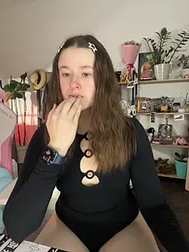 sweetest pie online show from November 27, 6:43 pm