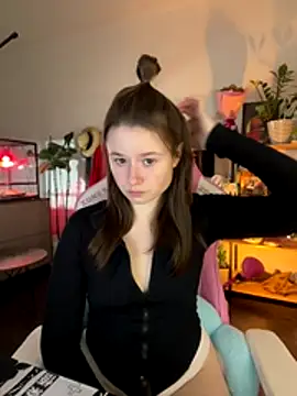 sweetest pie online show from December 4, 4:48 pm