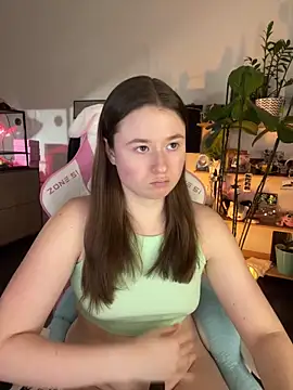 sweetest pie online show from February 28, 7:26 pm