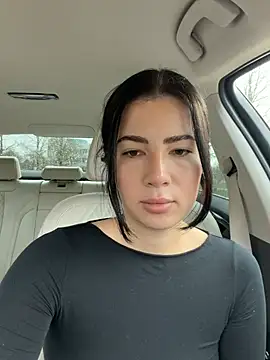 clairewntr online show from February 21, 10:27 am