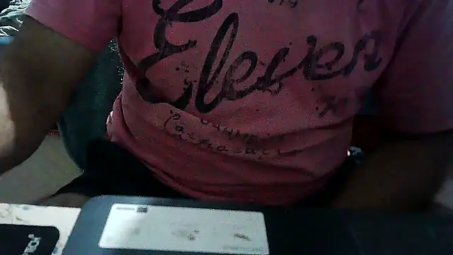 Snapshot of eduar570 chatting on March 24, 4:50 am eduar570 online show from March 24, 4:50 am