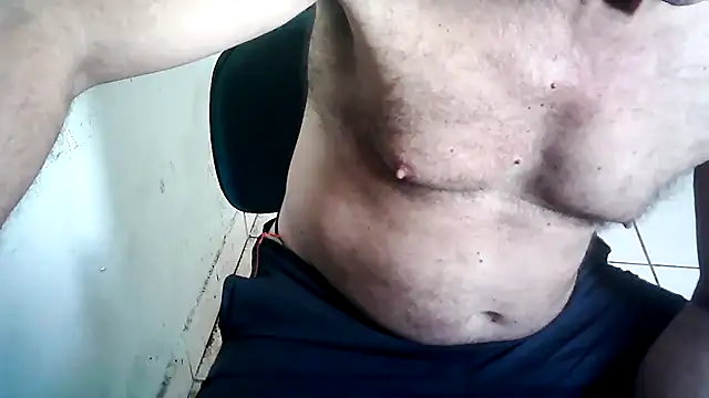 Snapshot of eduar570 chatting on April 6, 2:40 pm eduar570 online show from April 6, 2:40 pm