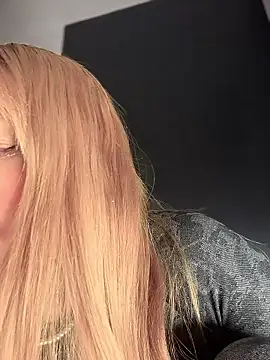  Danna online show from January 9, 11:02 am