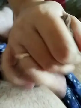 Snapshot of LovlyAnnie chatting on October 19, 7:09 am LovlyAnnie online show from October 19, 7:09 am