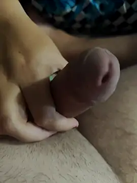 Snapshot of LovlyAnnie chatting on October 27, 9:46 am LovlyAnnie online show from October 27, 9:46 am