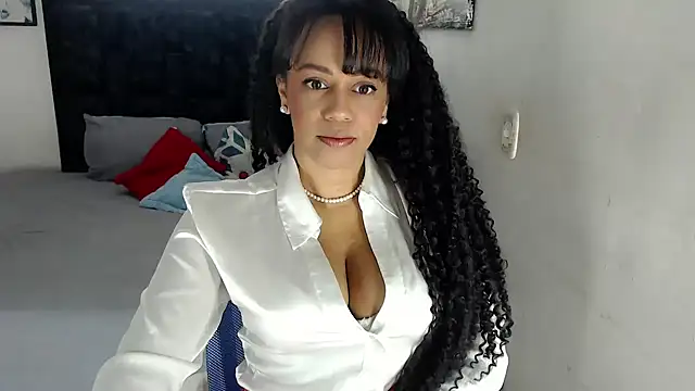 yeli xxx online show from October 16, 8:32 pm