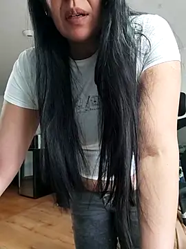 aisha latina online show from June 17, 1:56 pm