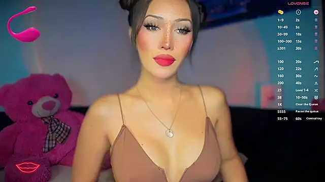 Jasmine Elcock online show from October 30, 7:03 pm