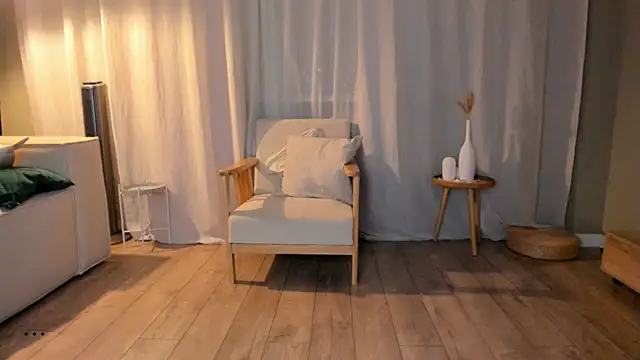 Snapshot of jin__ray chatting on November 19, 1:44 pm jin ray online show from November 19, 1:44 pm